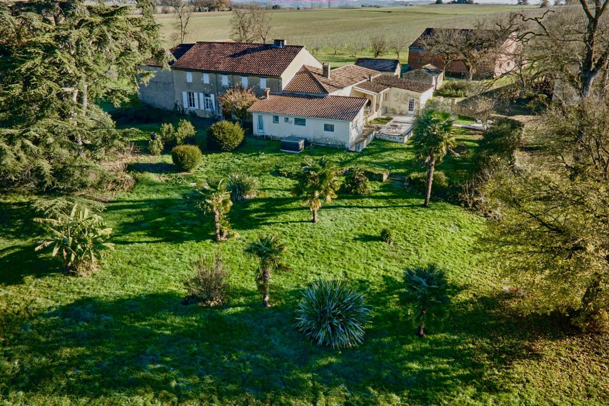 Chambres D'Hotes De Charme Avec Piscine - Le Clos Boissiere Valence-sur-Baïse Екстериор снимка