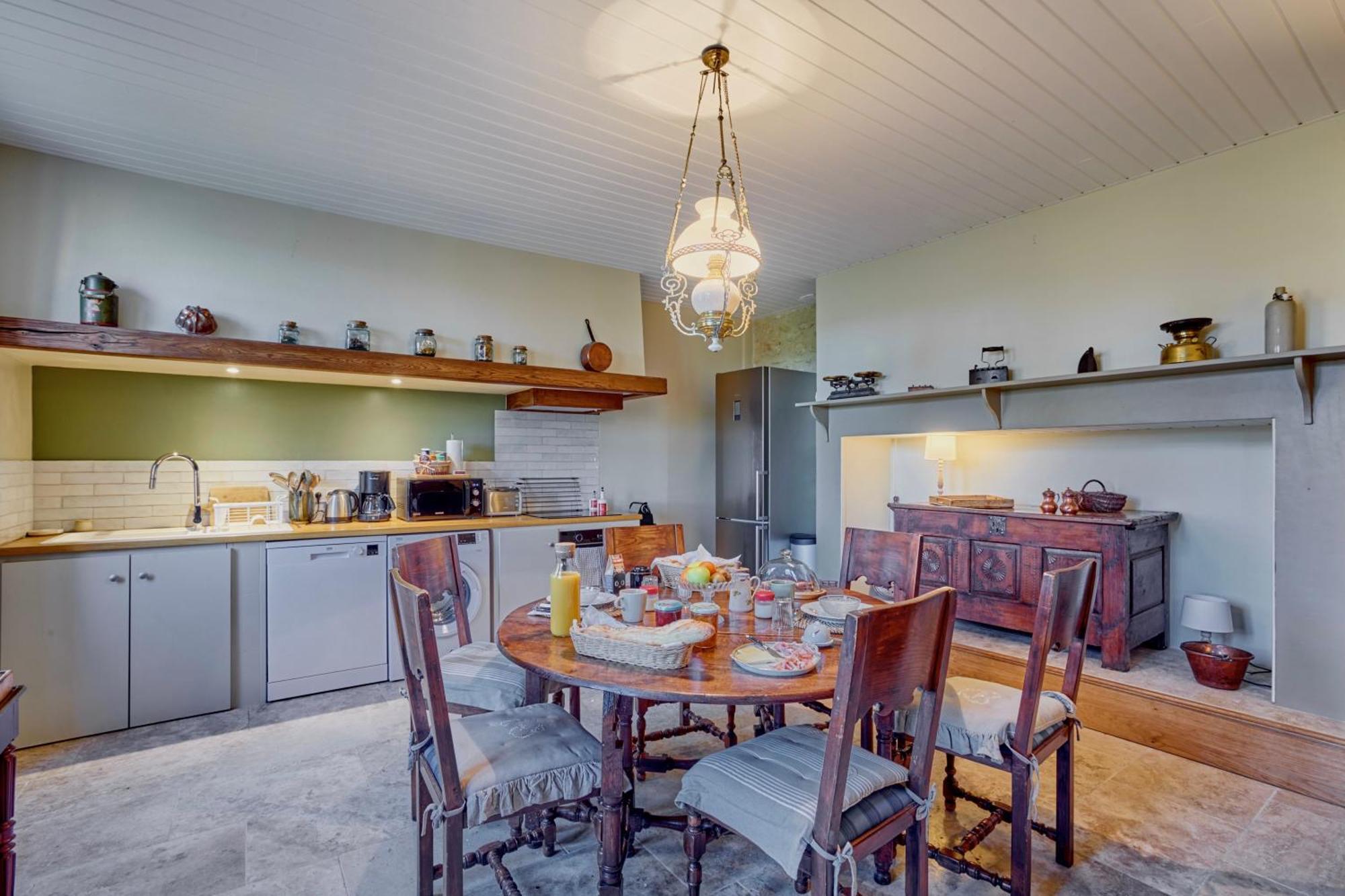 Chambres D'Hotes De Charme Avec Piscine - Le Clos Boissiere Valence-sur-Baïse Екстериор снимка